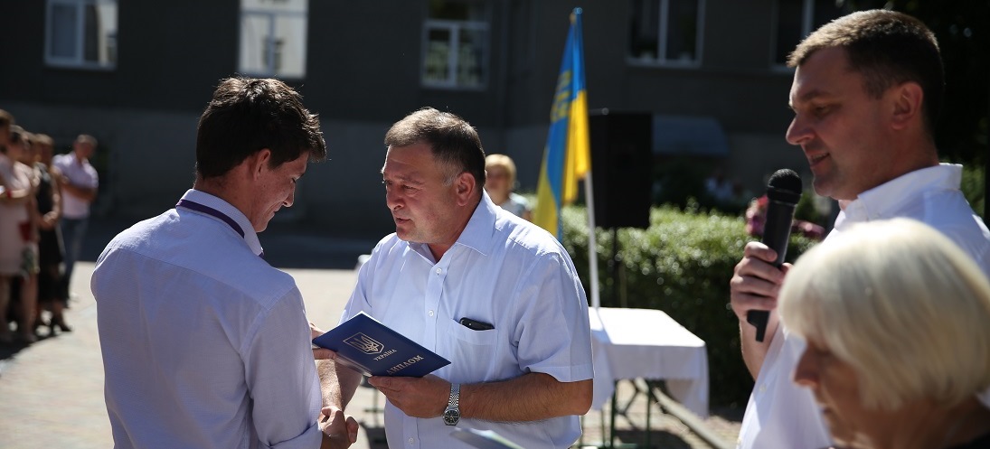 Вручено дипломи молодших спеціалістів випускникам ВП НУБіП України «Мукачівський аграрний коледж»