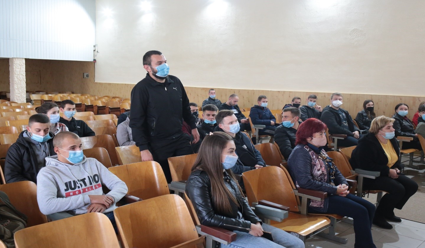Робоча зустріч дирекції зі студентами ОС бакалавр спеціальності 203 «Садівництво та виноградарство»