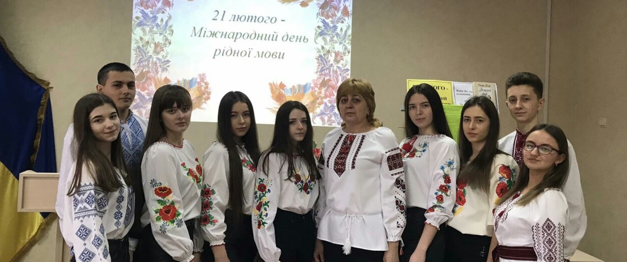 ЛУНАЙ, ВЕЛИЧНЕ НАШЕ СЛОВО!