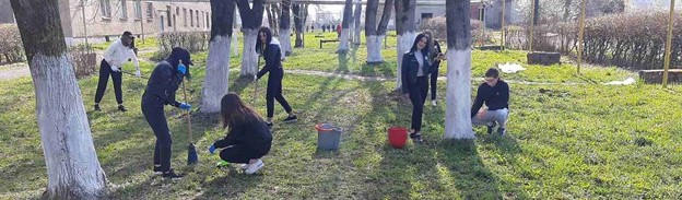 Весняна толока в навчальному закладі 