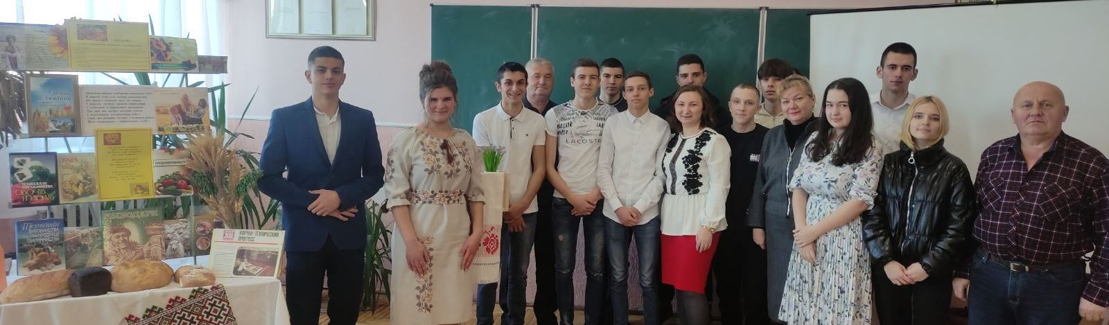 Святкуйте радісно, славетні трударі!