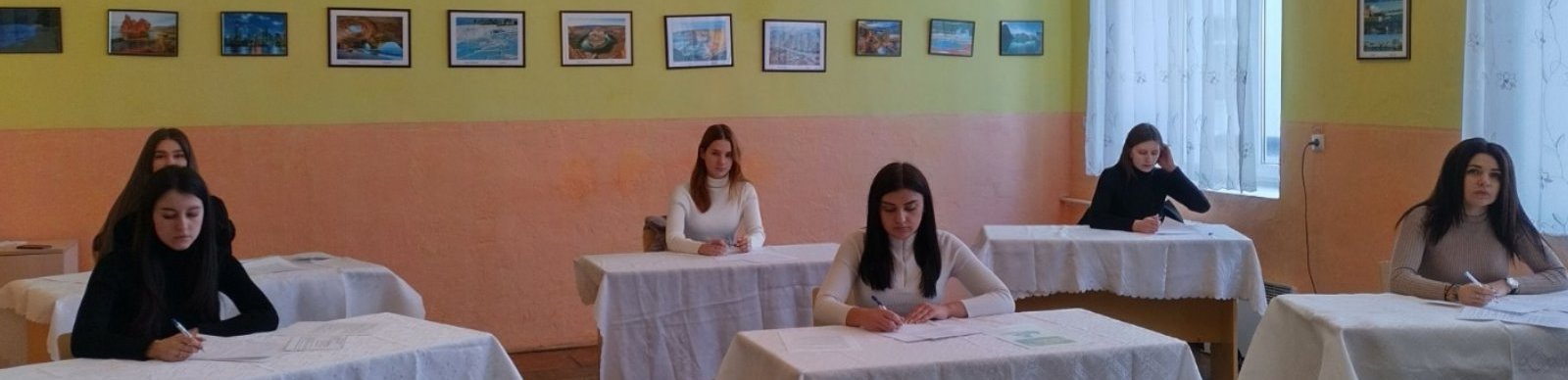 Студенти спеціальності «Туризм» успішно здали державний екзамен з іноземної мови за професійним спрямуванням