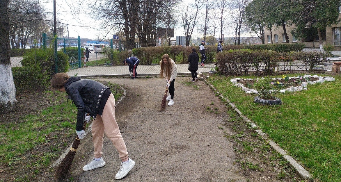ЧИСТЕ ДОВКІЛЛЯ