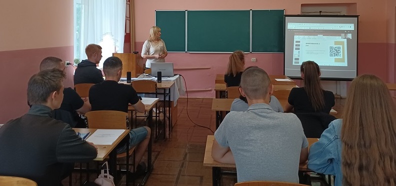 УЧАСТЬ СТУДЕНТІВ  У ВЕБІНАРІ  ЦЕНТРУ ФІНАНСОВИХ  ЗНАНЬ  НБУ «ТАЛАНТ»