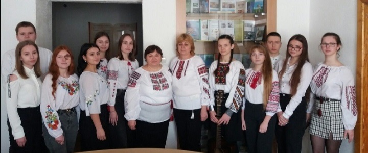ПОЕЗІЯ – ВІДДЗЕРКАЛЕННЯ ДУШІ