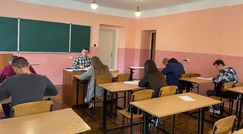 Літню екзаменаційну сесію розпочато