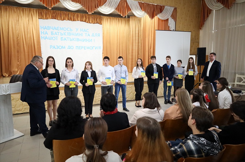 СТАНОВЛЕННЯ ДЕРЖАВИ ПОЧИНАЄТЬСЯ З ОСВІТИ