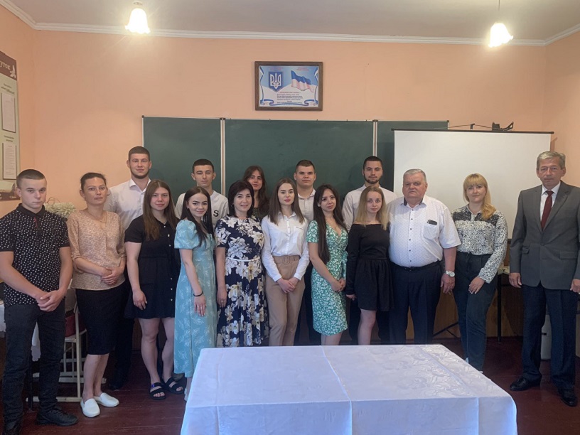 Вітання студентів 4 курсу з успішною здачею комплексних кваліфікаційних  іспитів 