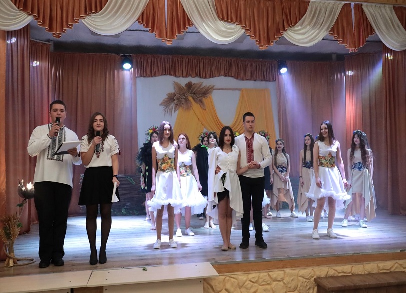 АГРАРНА ГАЛУЗЬ – ЗАПОРУКА ДОБРОБУТУ УКРАЇНЦІВ