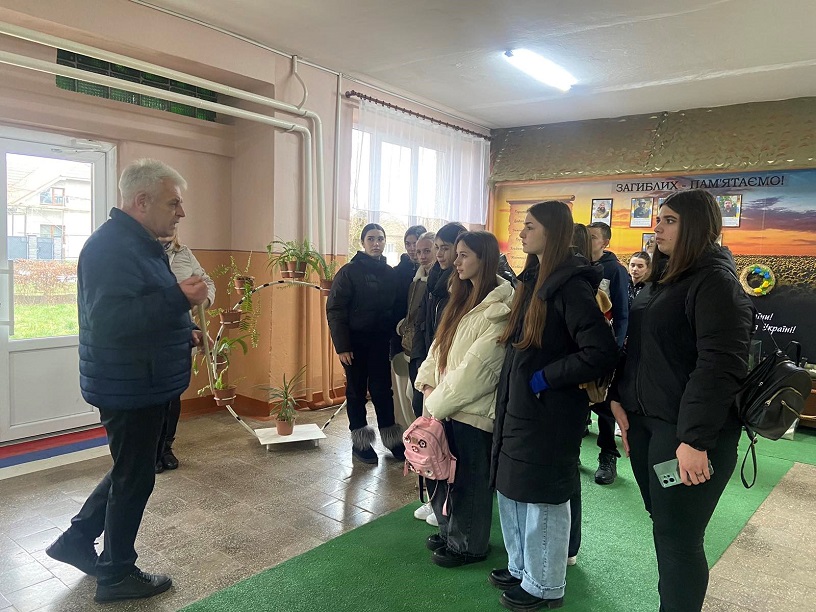 «НАША ПАМ’ЯТЬ ПРО НИХ СВІТЛА, ВДЯЧНІСТЬ ЇМ БЕЗМЕЖНА»