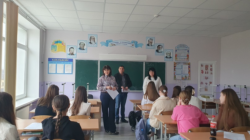 Профорієнтаційні зустрічі у школах Тячівського району