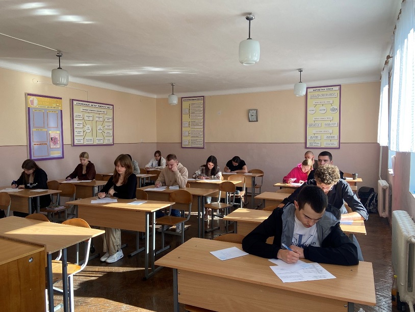 Літню екзаменаційну сесію розпочато